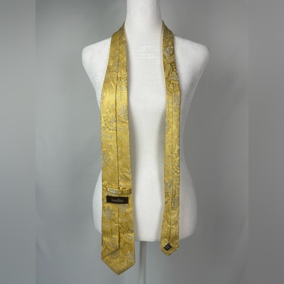 Embroided Golden Paisley Nieman Marcus Bohemian 100% Silk Tie - Picture 2 of 8